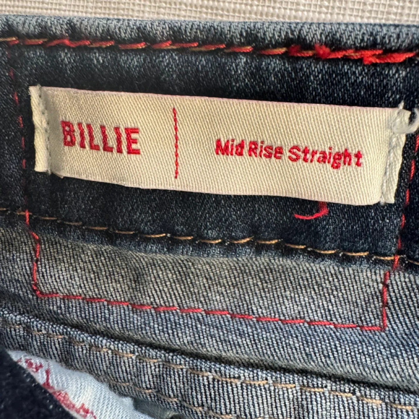 True Religion Billie Mid Rise Straight Jeans - Size 31 image indicator(2)