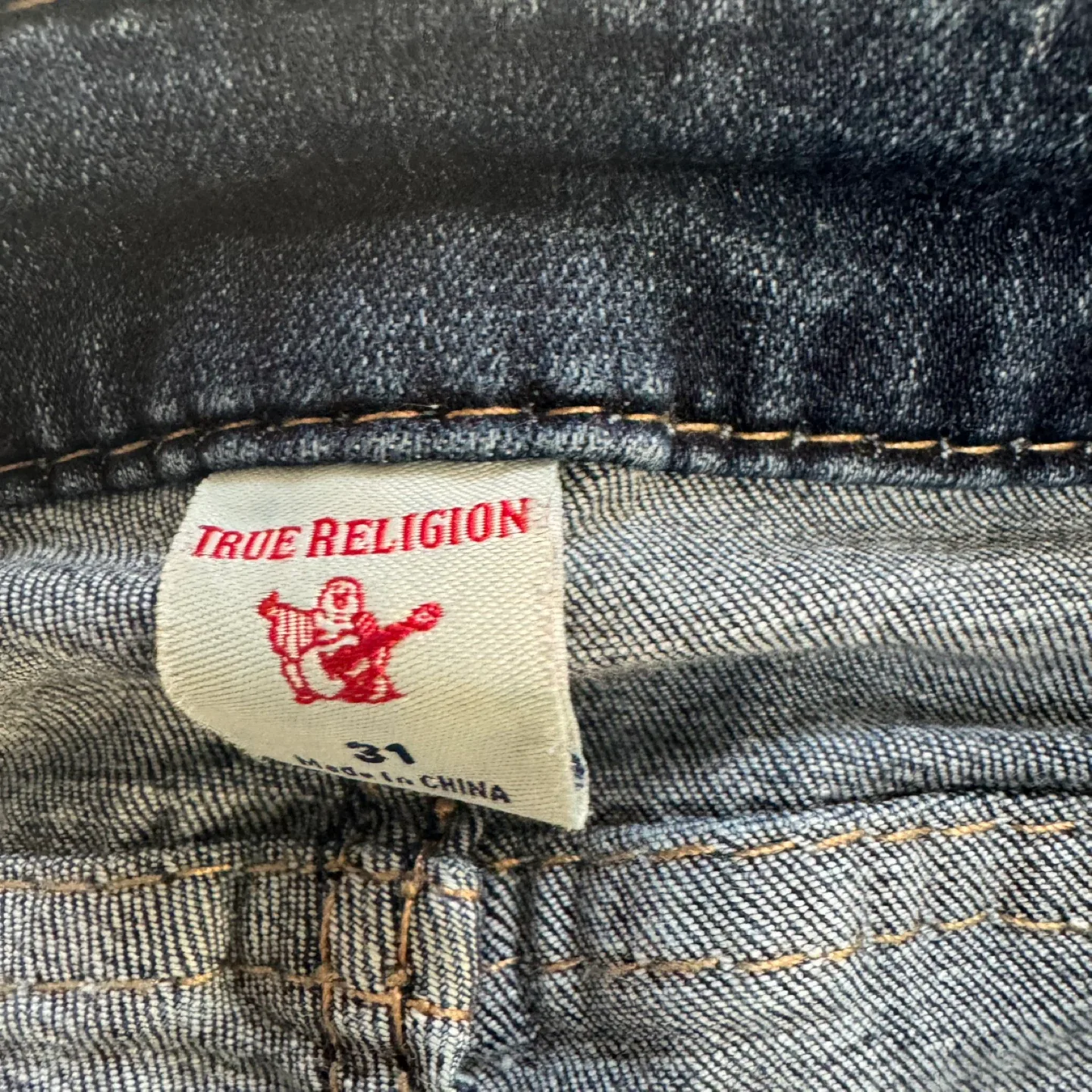 True Religion Billie Mid Rise Straight Jeans - Size 31 image indicator(3)