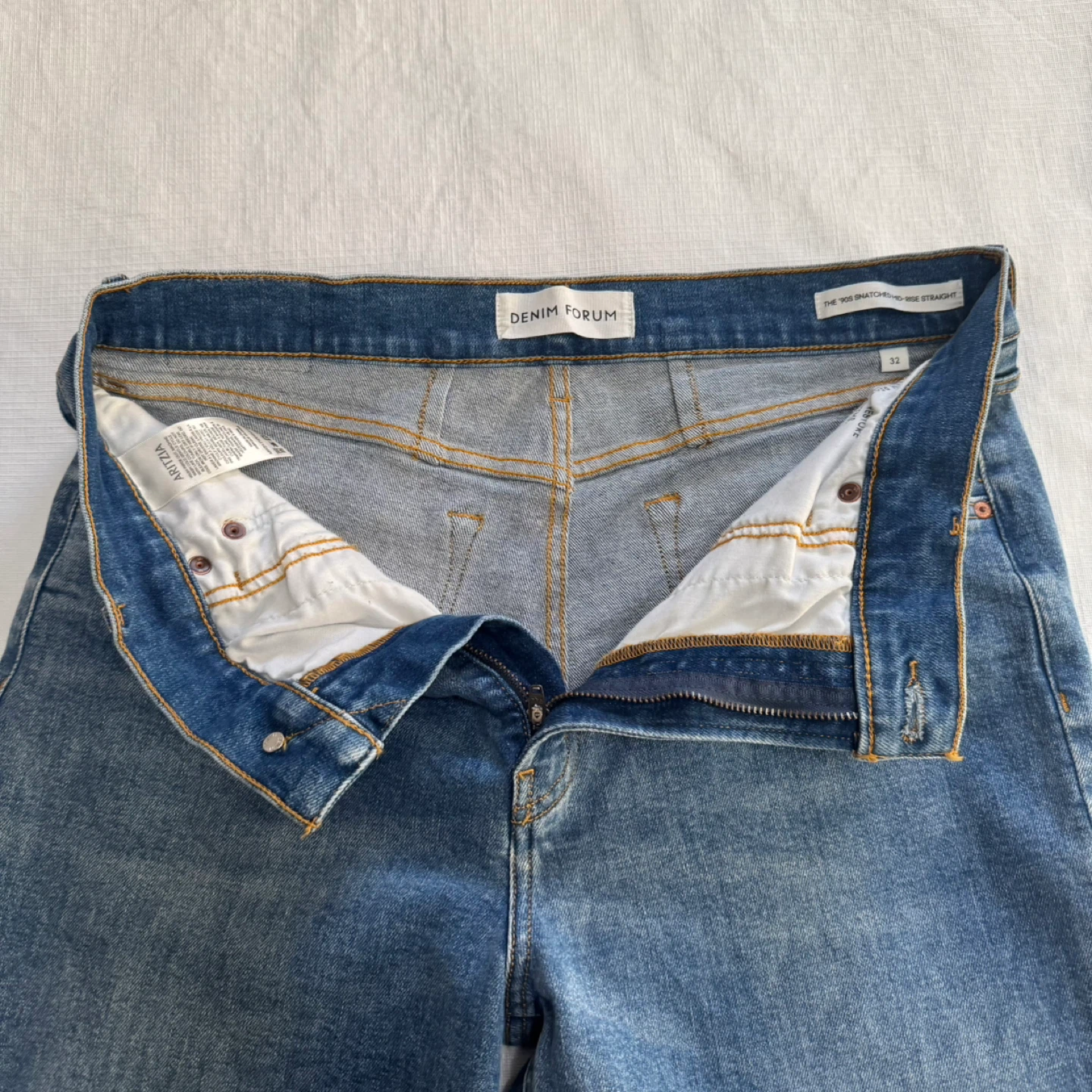 Denim Forum '90s Snatched Mid-Rise Straight Jeans - Size 32 - photo 2