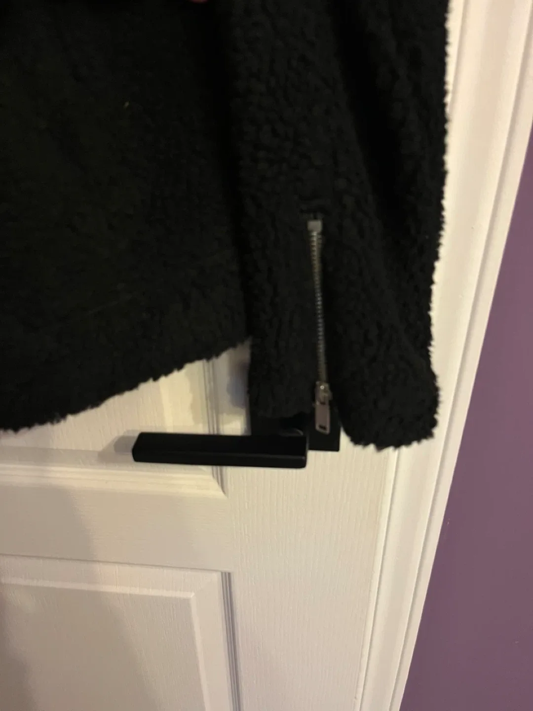 Old Navy Black Sherpa Jacket - Size Large 🥕 image indicator(4)