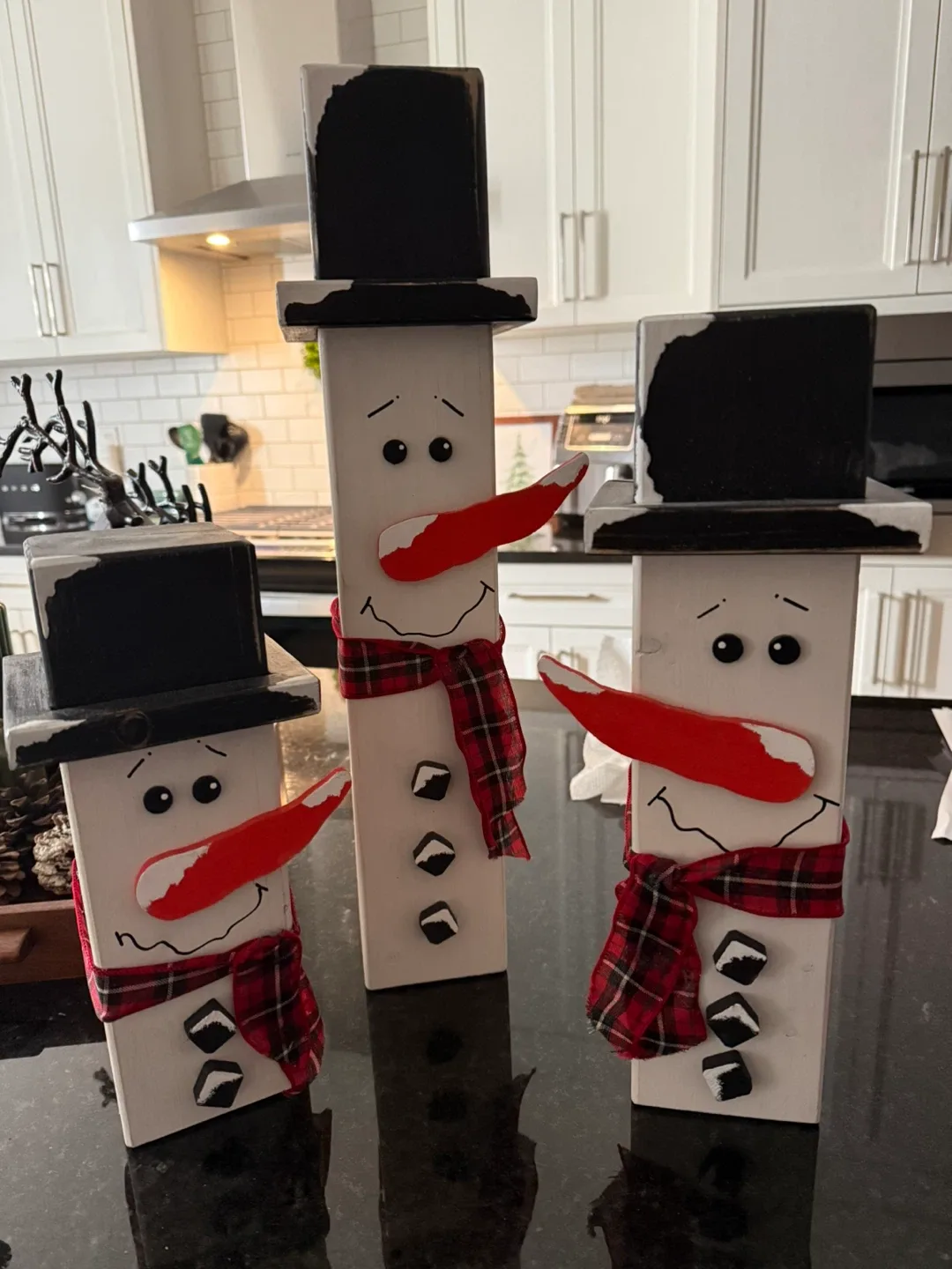 Solid Wood Snowmen Set - Pick up in Alpine Park SW thumbnail