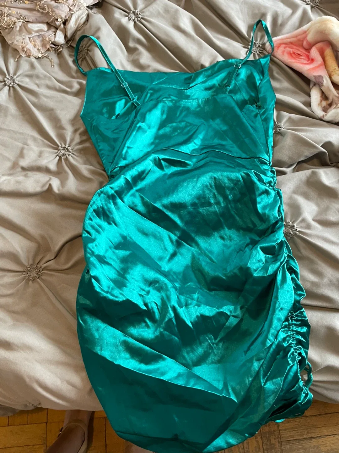 Green Ruched Mini Dress image indicator(3)