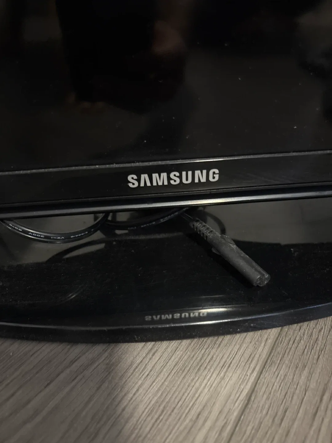 Samsung UN32EH5300F 32" Television image indicator(2)