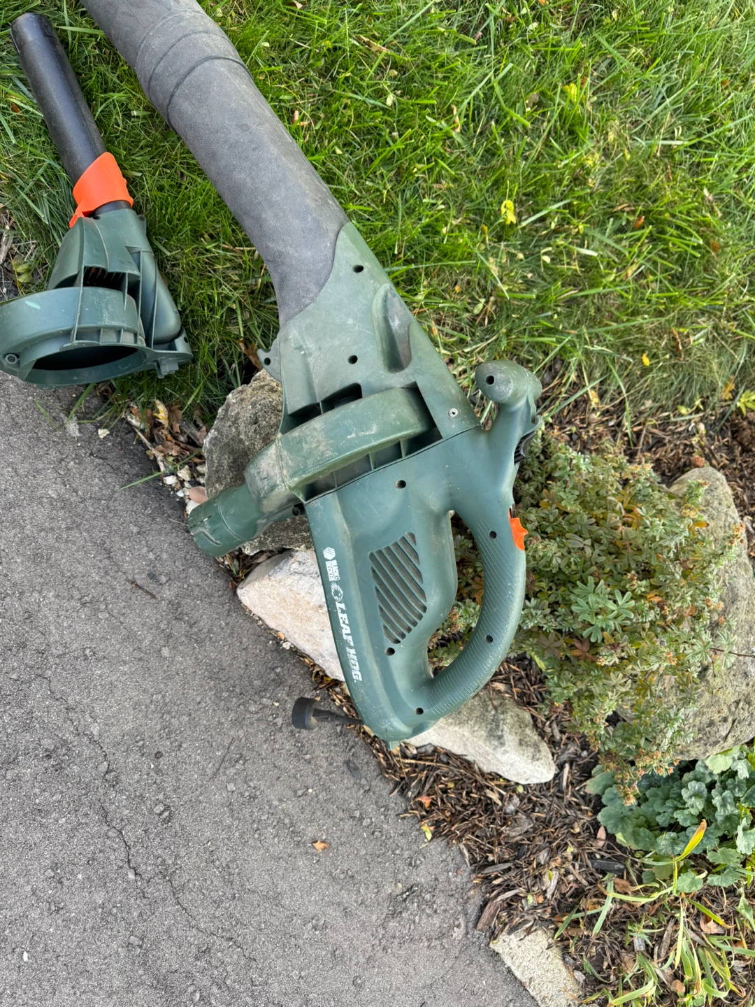 Black & Decker BV2900 Leaf Blower/Vacuum