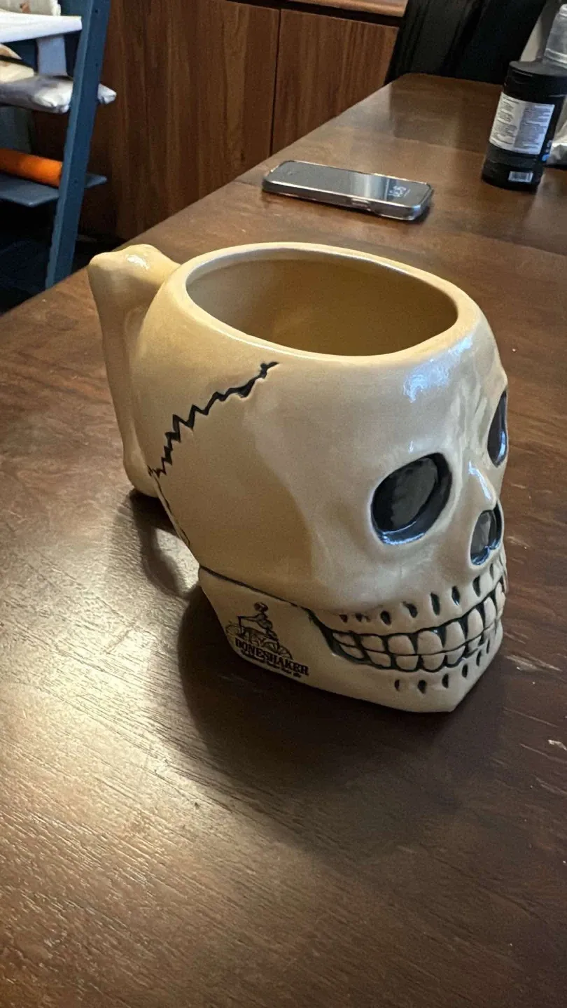 Bone Shaker Skull Mug thumbnail