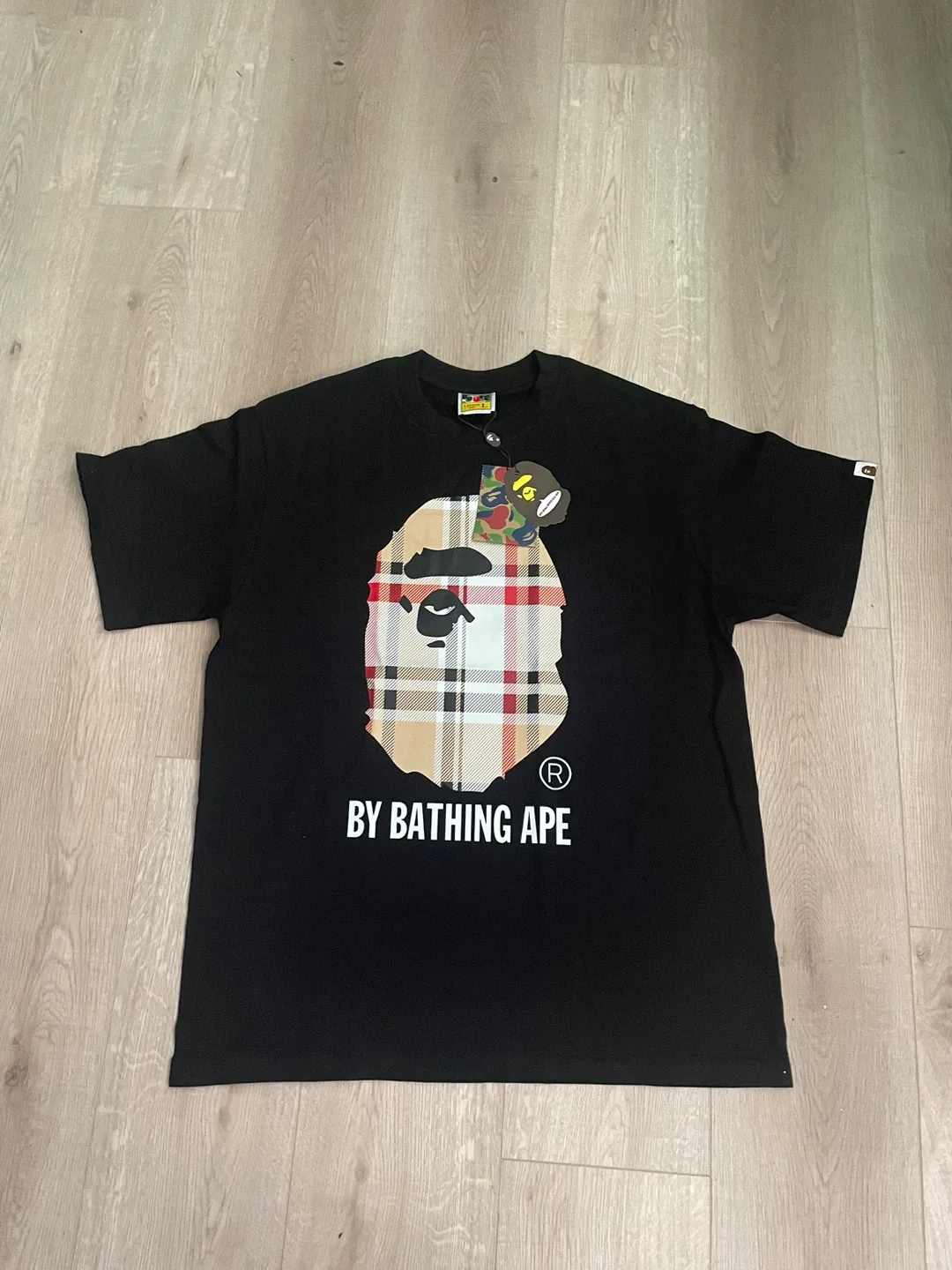 Bape tees image indicator(5)