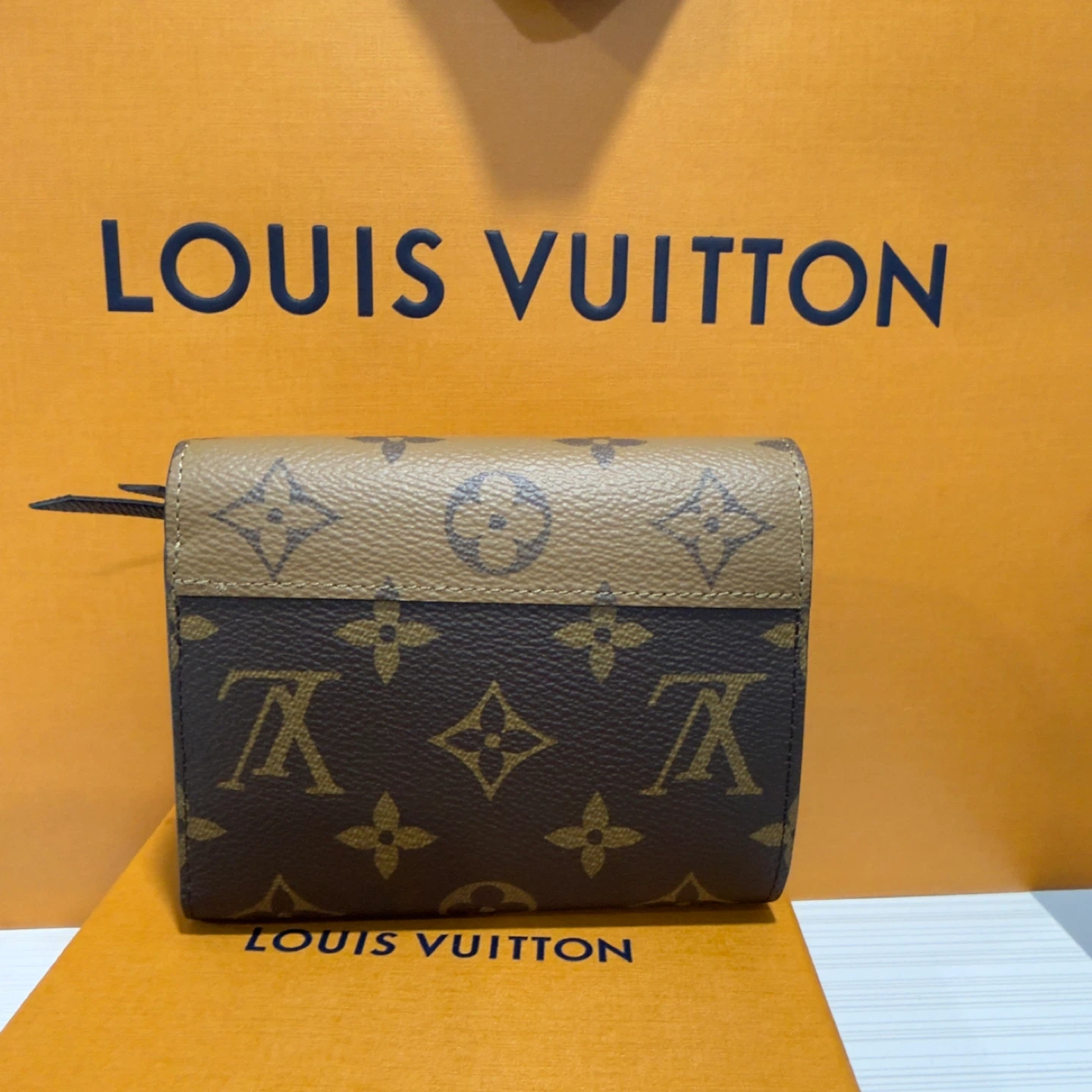 Louis Vuitton Victorine Wallet - photo 2
