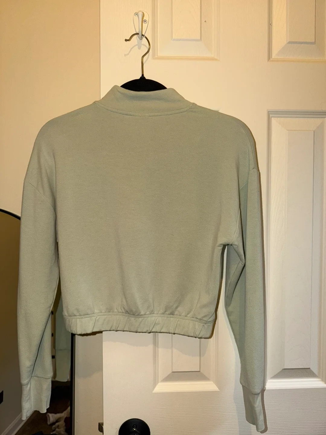 Gymshark Half Zip Crop Top - Sage Green image indicator(4)