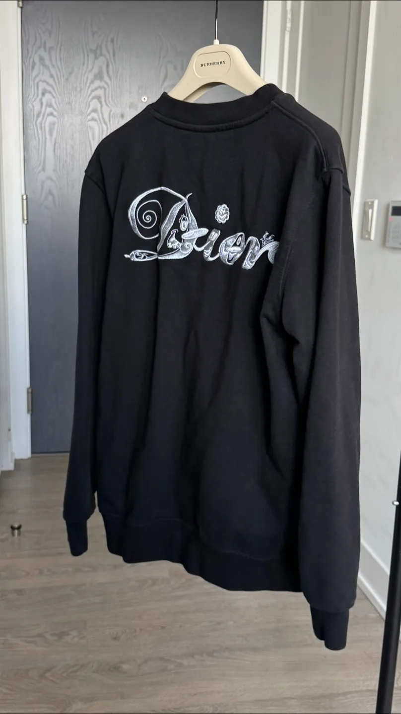 Authentic Christian Dior Black Sweatshirt Size M image indicator(2)