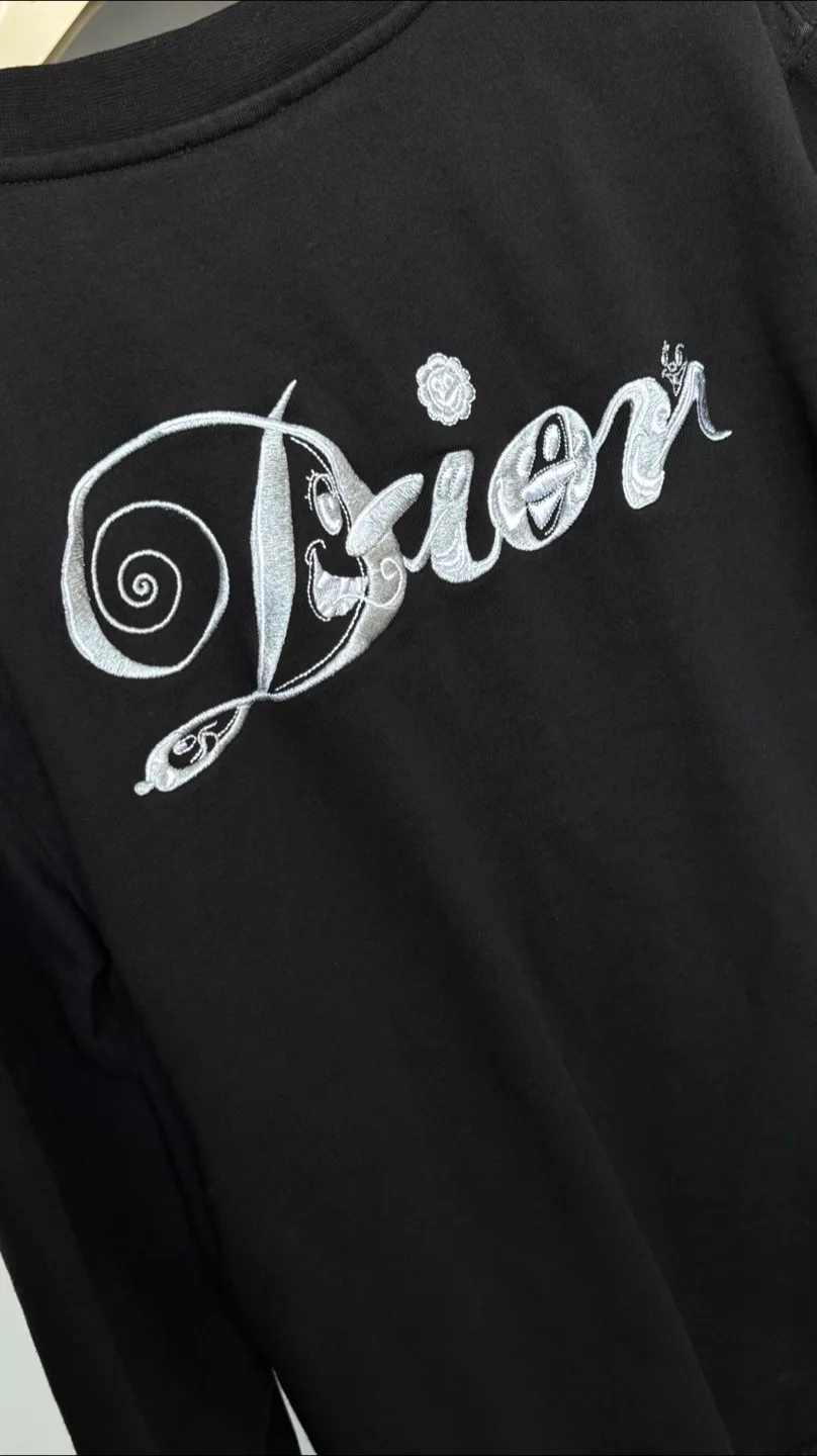 Authentic Christian Dior Black Sweatshirt Size M image indicator(5)