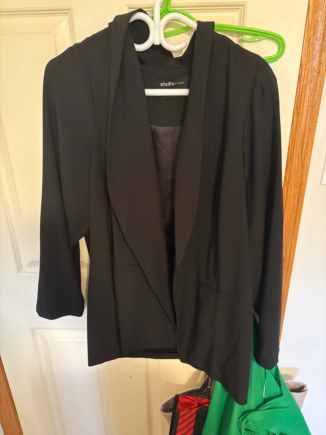Studio by Torrid Black Blazer - Size 3