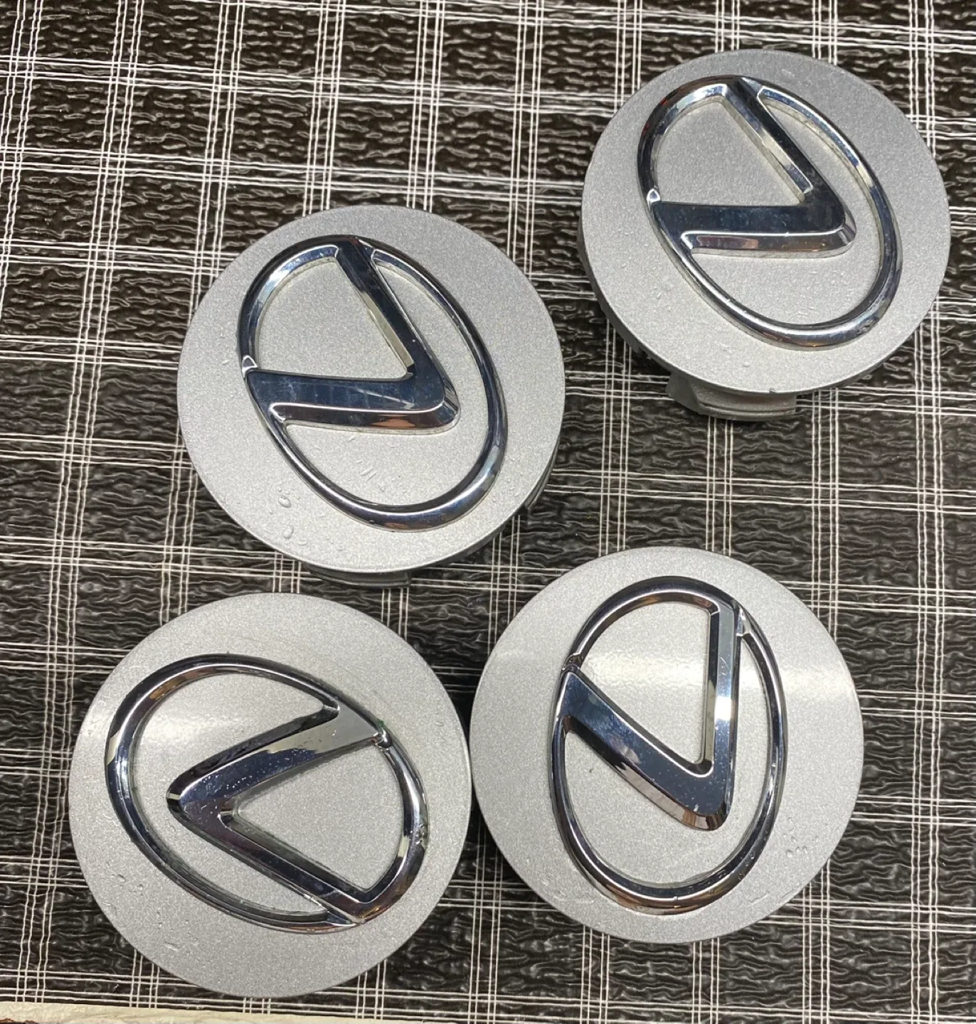 Lexus Wheel Center Caps - Set of 4 image indicator(5)