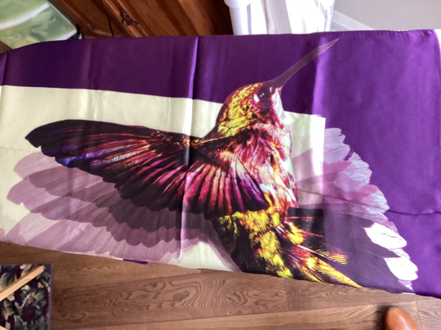 BRAND NEW SHIRAI SILK SCARF thumbnail