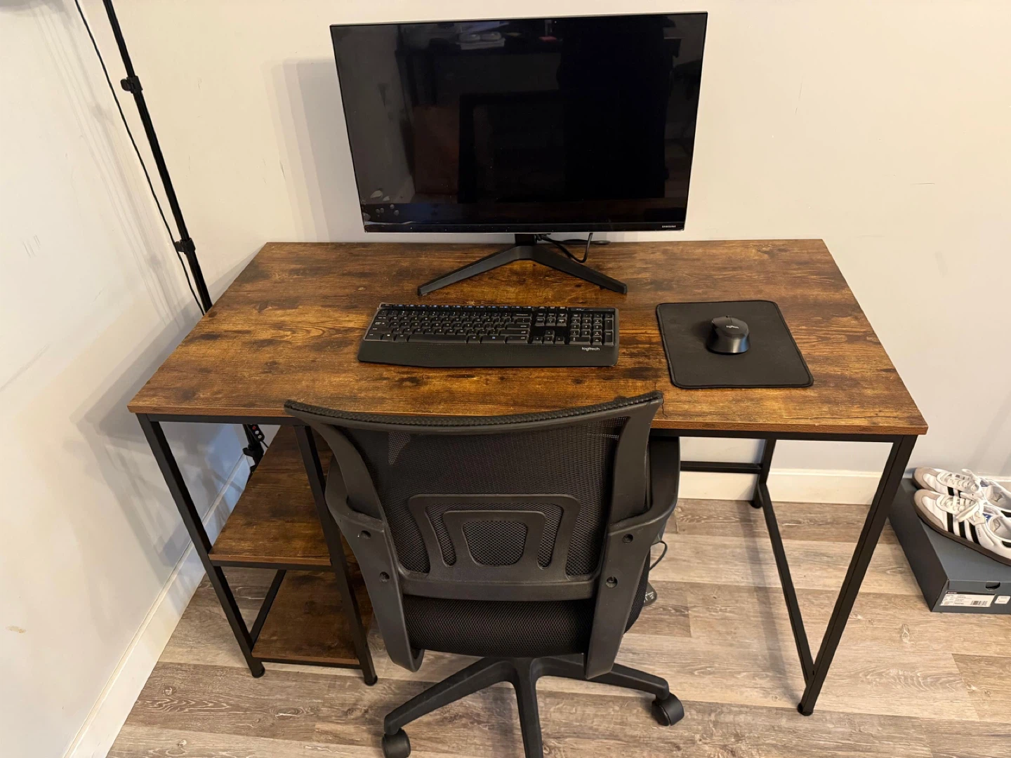 Computer Desk with Chair - photo 3