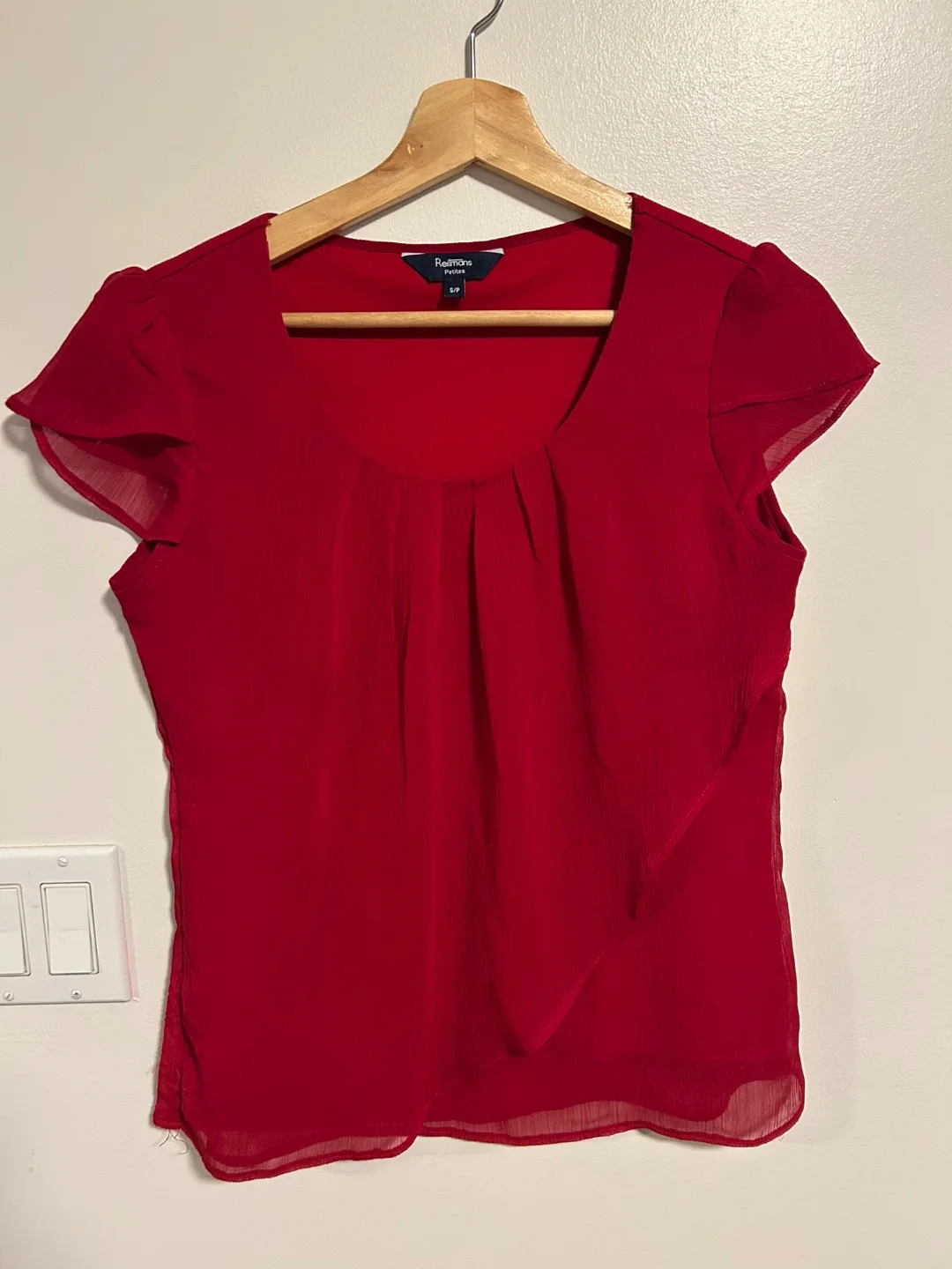 Women’s top thumbnail