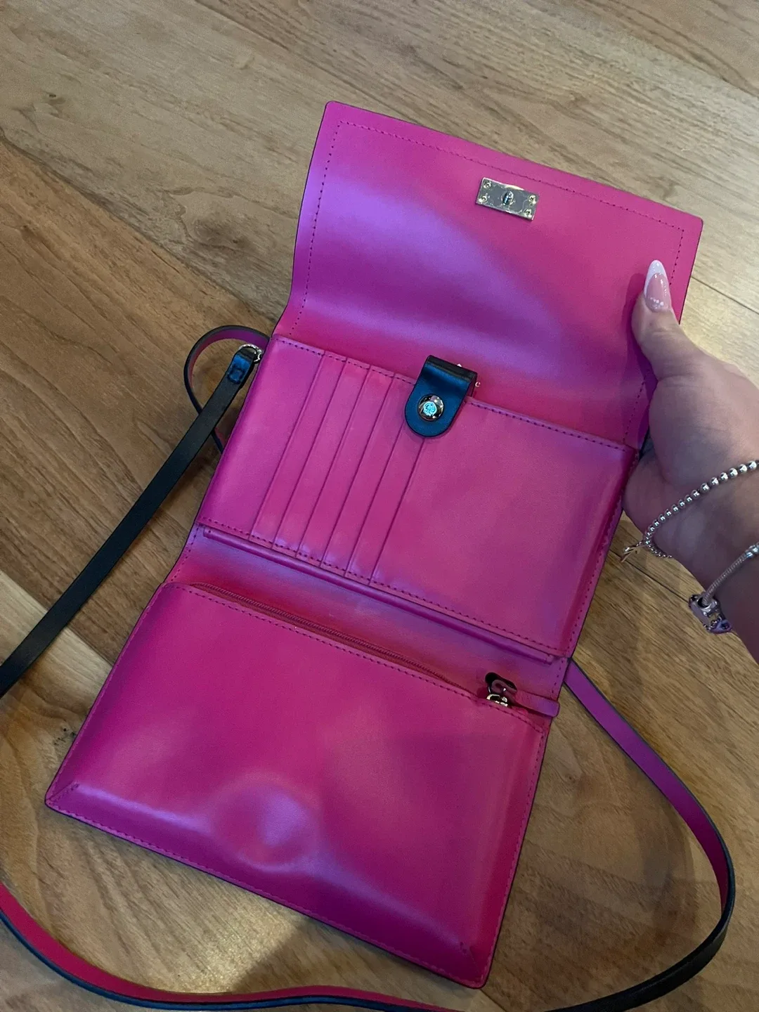 Kate Spade Black & Pink Crossbody wallet/purse image indicator(3)