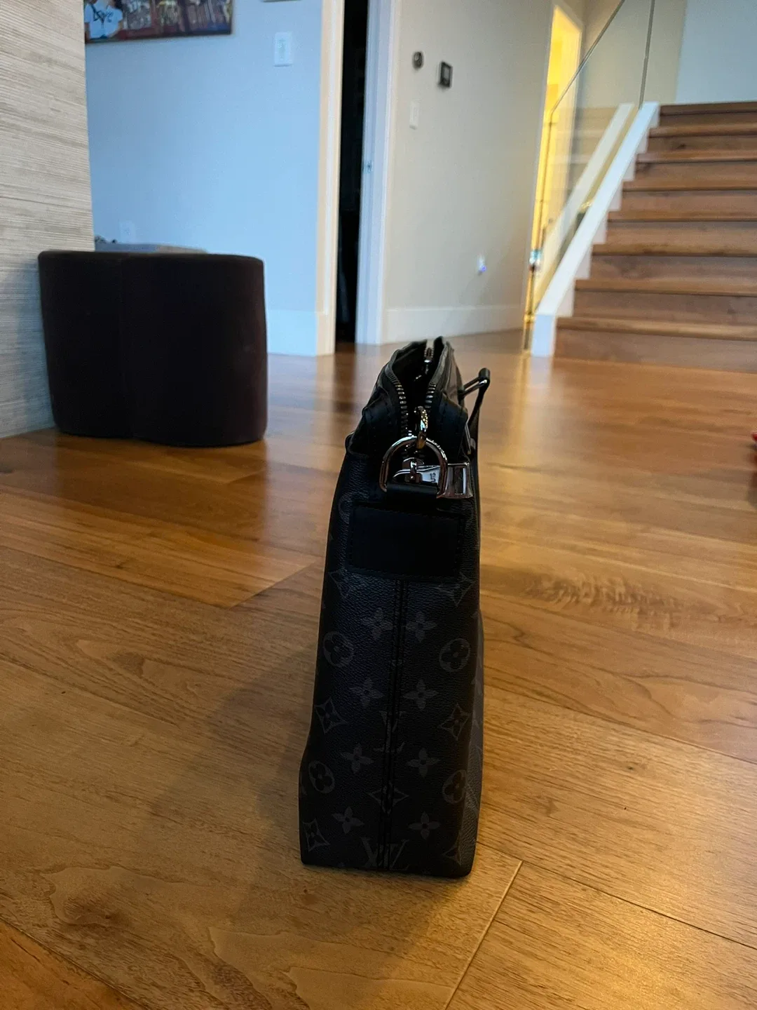 Louis Vuitton Bag (AUTHENTIC!) image indicator(3)