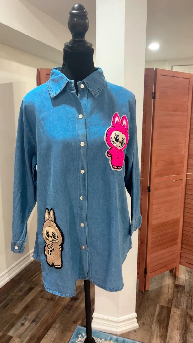 Women's Clothing Lot image indicator(6)