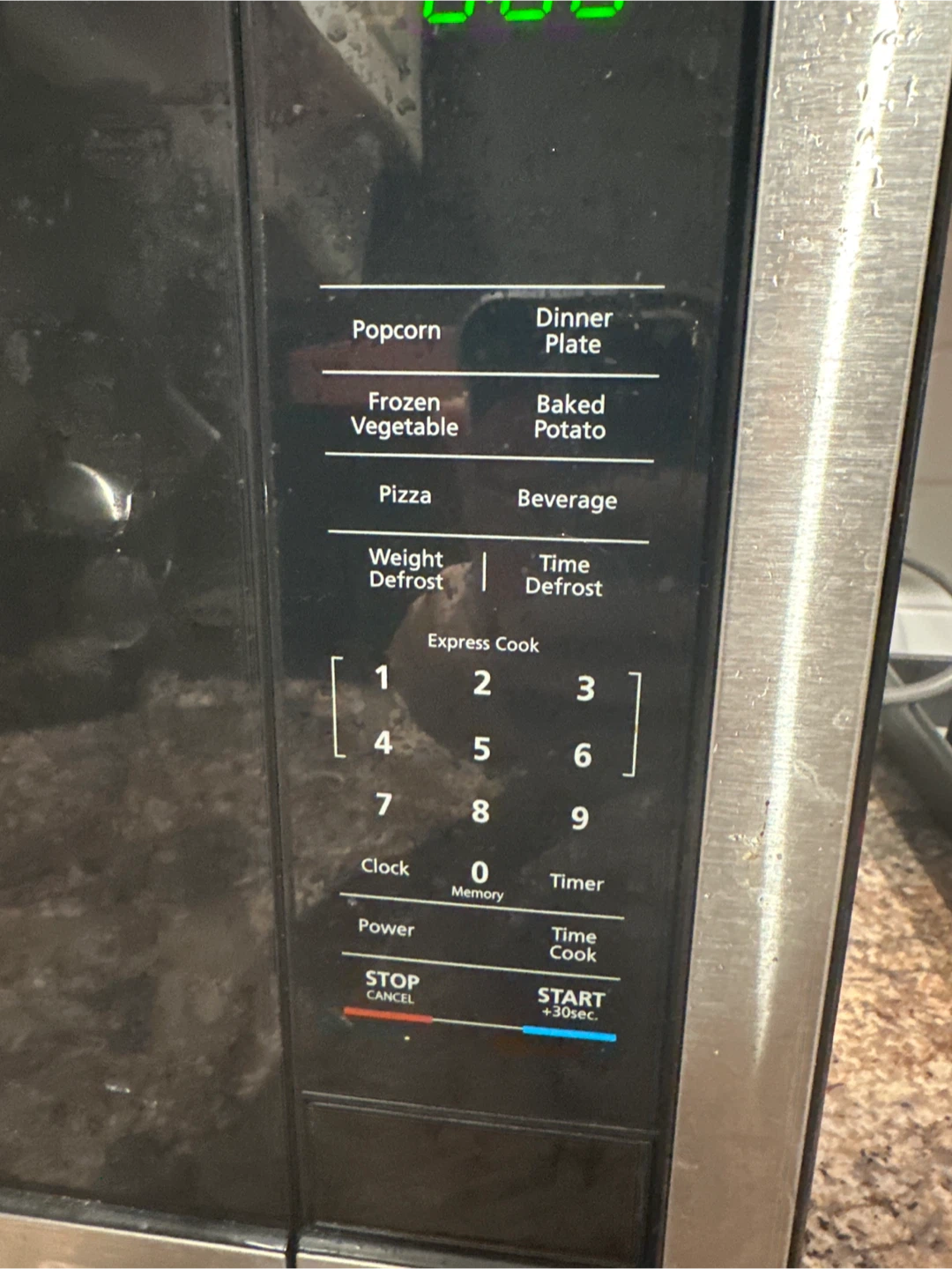 Magic Chef HMM1110STF Microwave Oven - photo 3