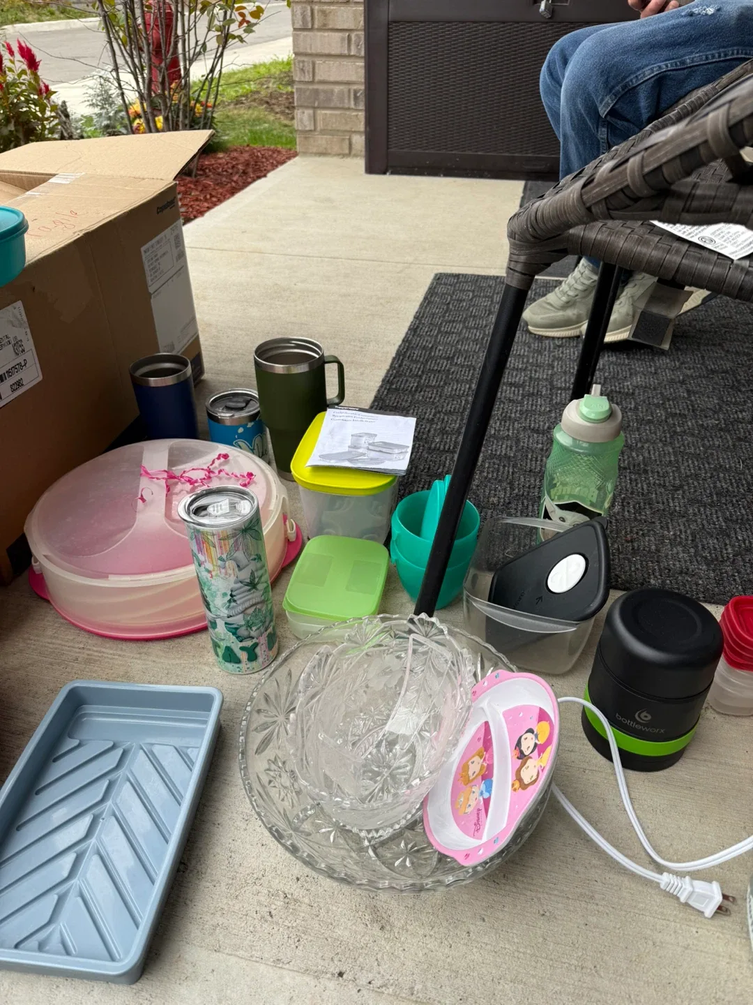 Mixed Kitchenware Lot - Bowls, Containers, More! image indicator(2)