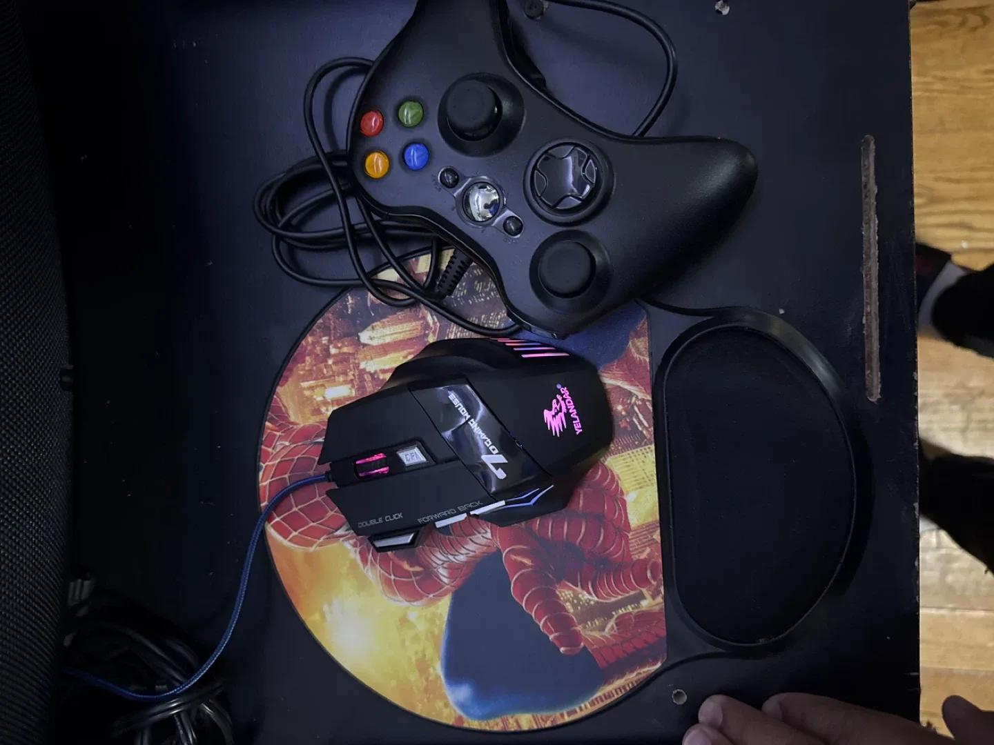 HP Laptop - Silver con mouse y mando alámbrico image indicator(5)