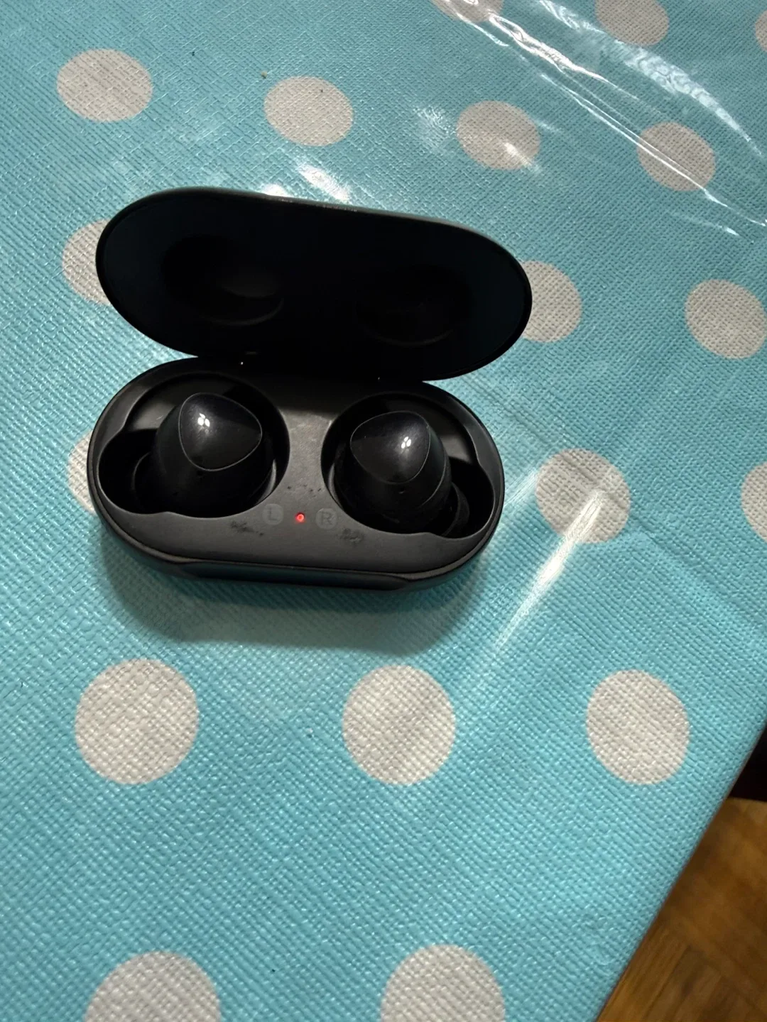 Samsung Galaxy Buds+ Black image indicator(3)
