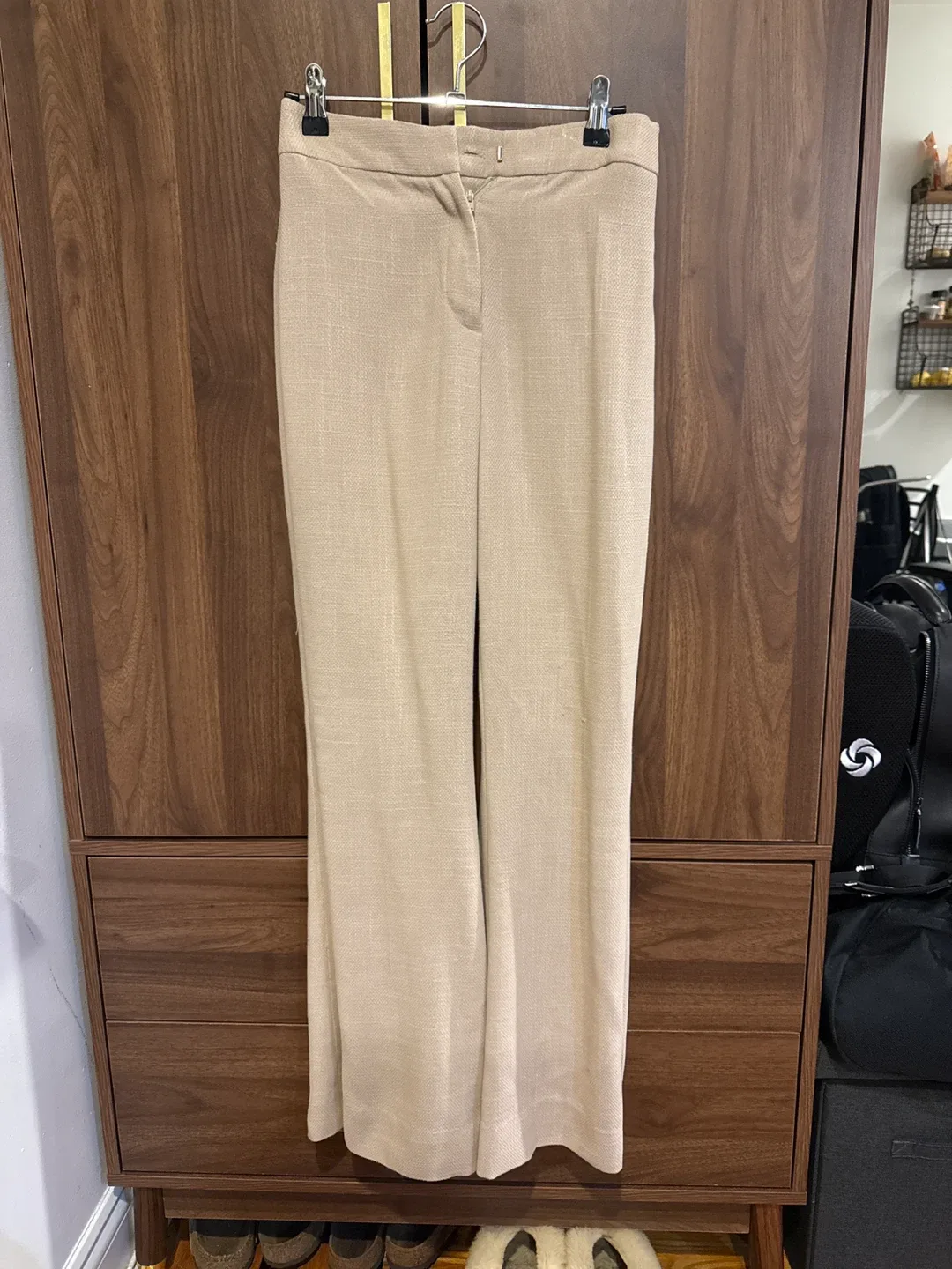 H&M Beige Trousers Size 34 thumbnail