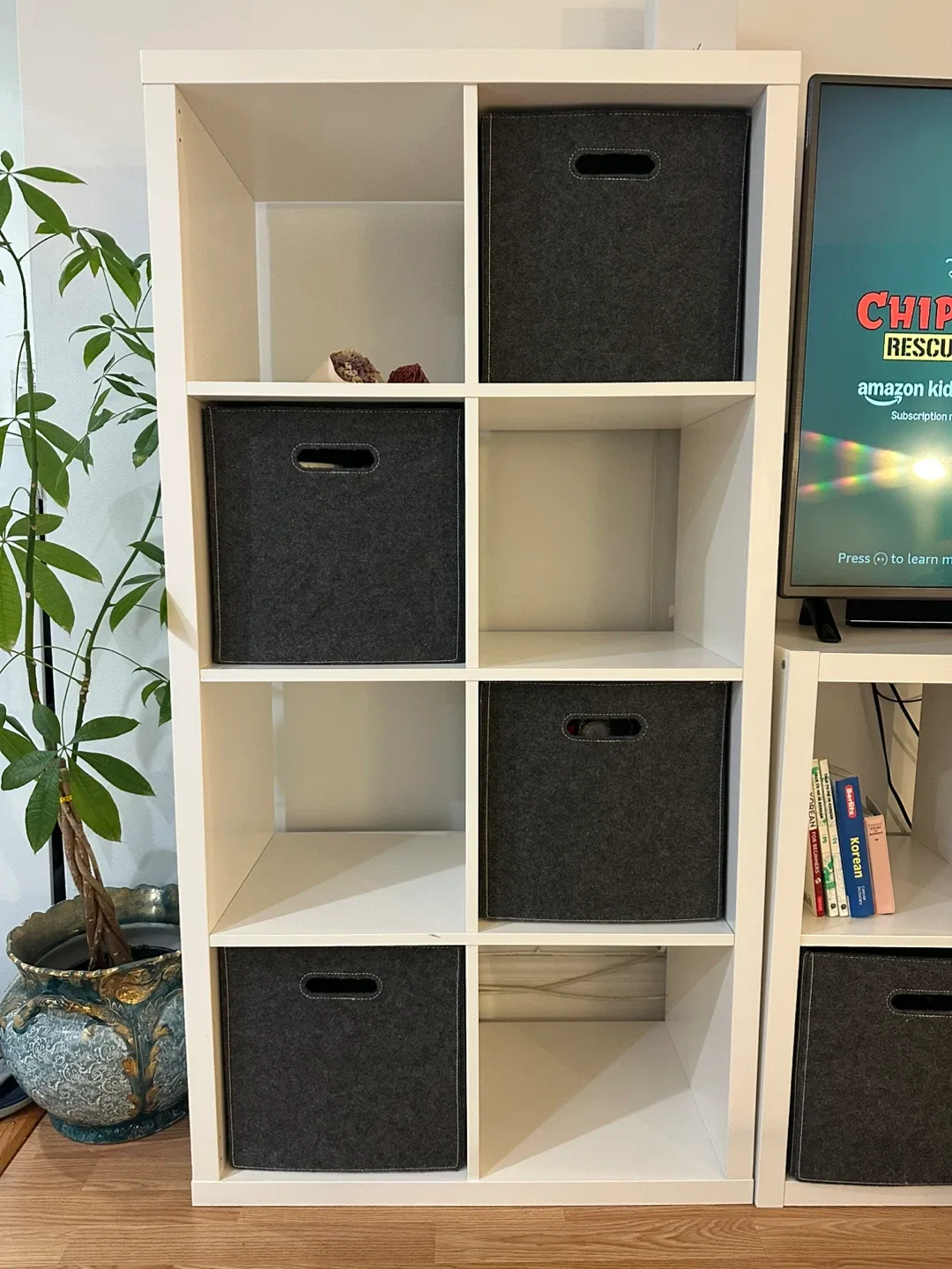 IKEA Kallax Shelf Unit image indicator(2)