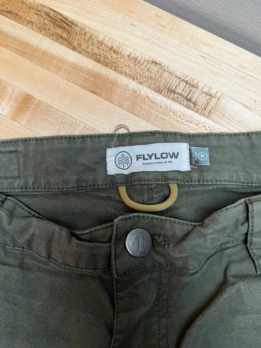 Flylow Shorts - Size M image indicator(3)