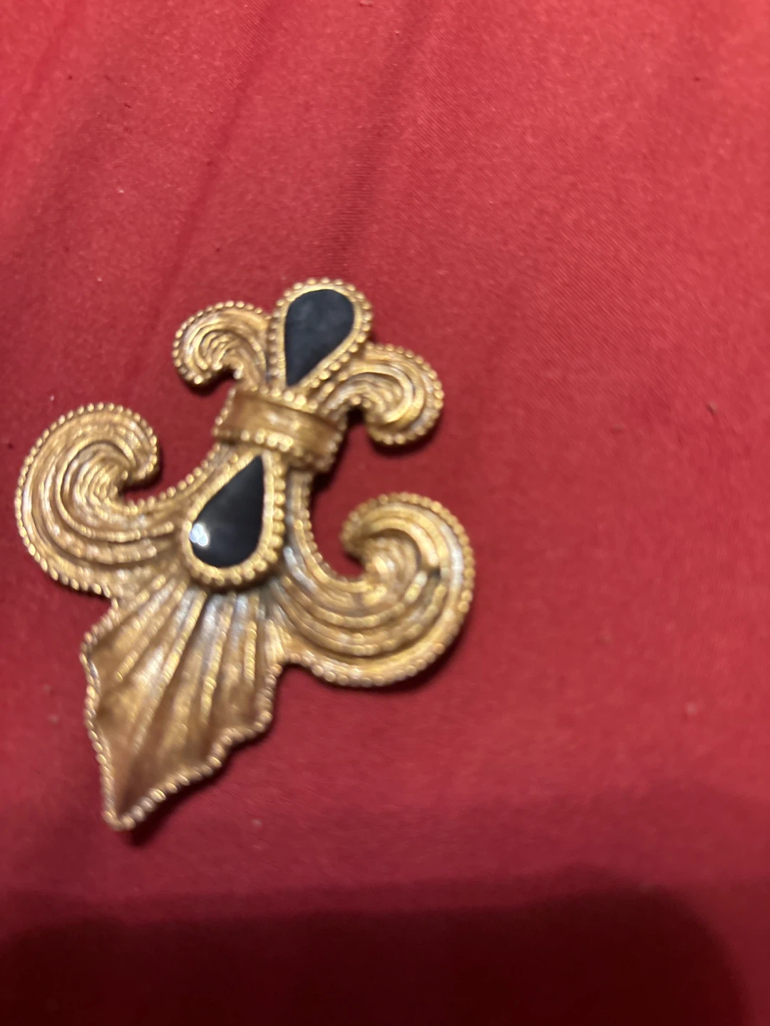Vintage Fleur-de-Lis Brooch
