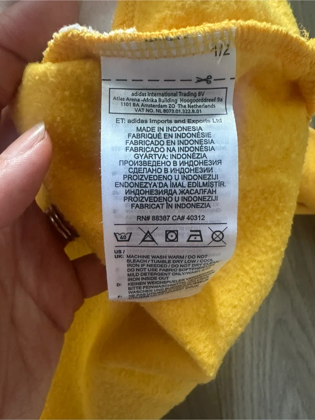 Adidas colour block crew neck Sweatshirt - Size S image indicator(4)