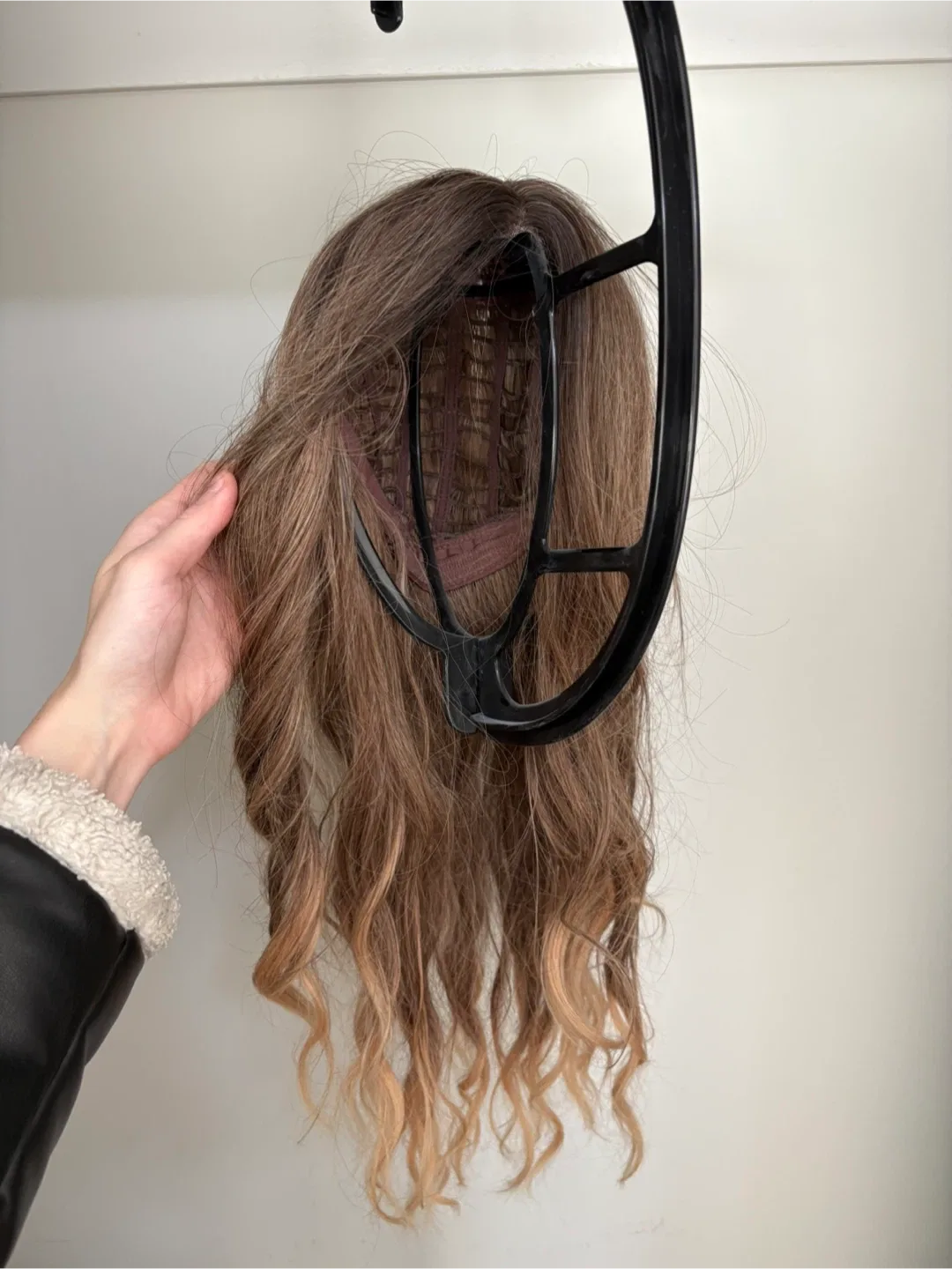 Wig - Brown with Blonde Highlights (Synthetic) image indicator(2)