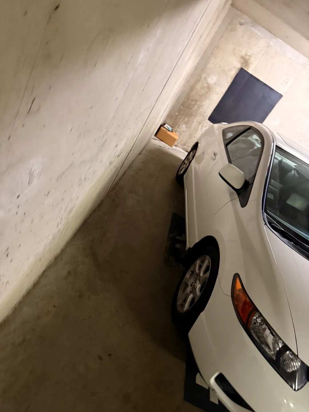 Honda Civic Coupe - White image indicator(2)