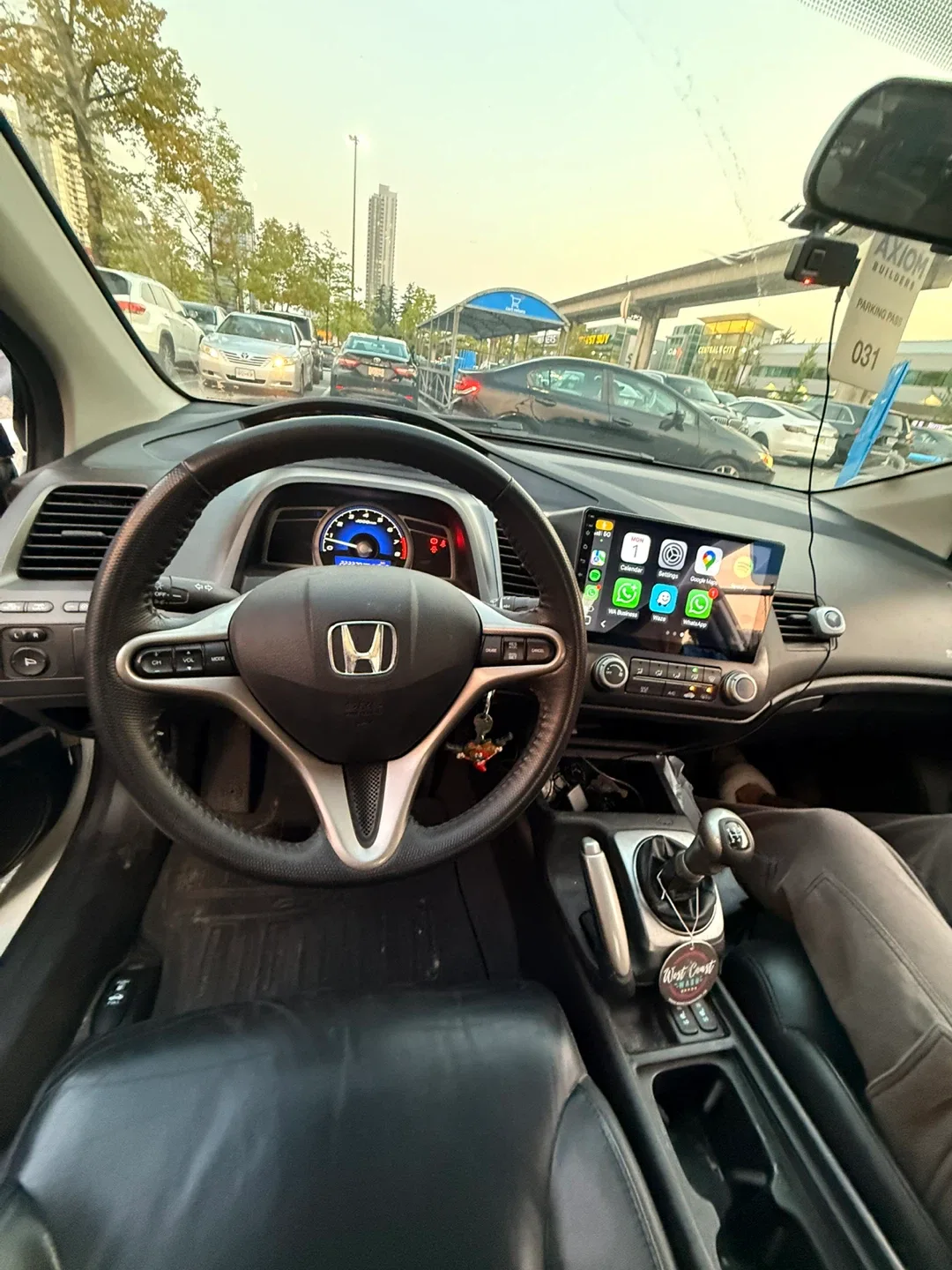 Honda Civic Coupe - White image indicator(5)