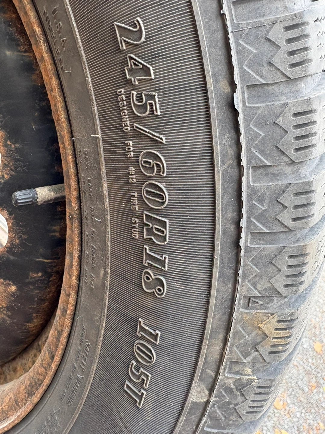 Goodyear WinterCommand 245/60R18 Tires - Set of 4 - photo 3