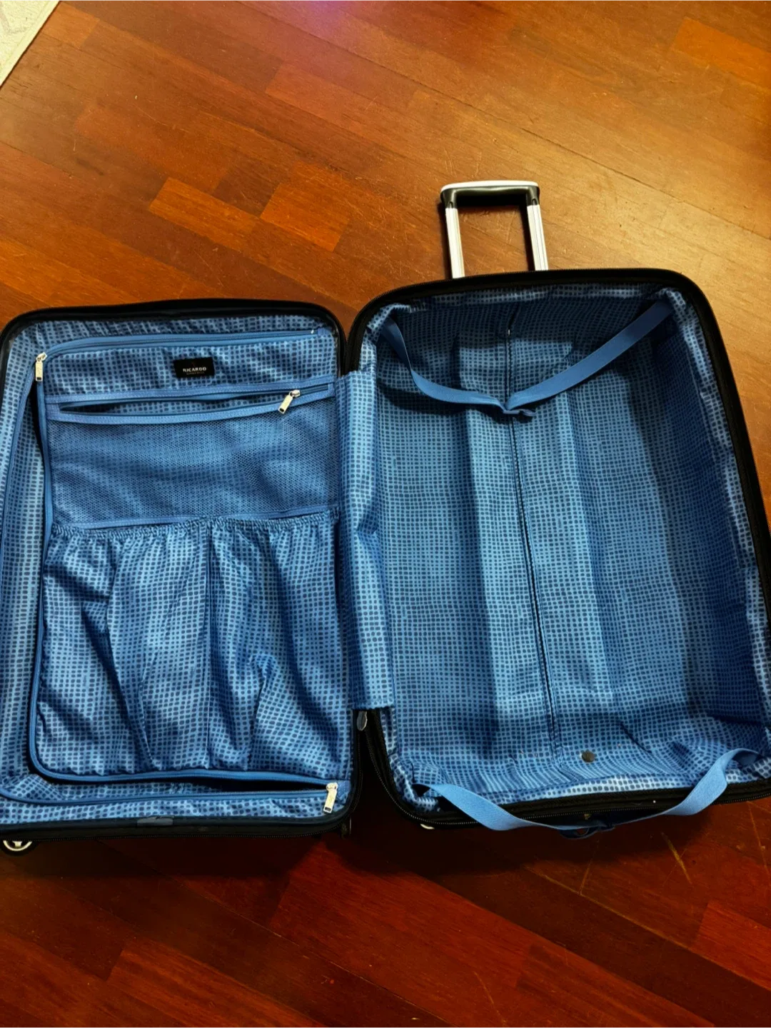 Ricardo Beverly Hills Luggage - Blue image indicator(4)