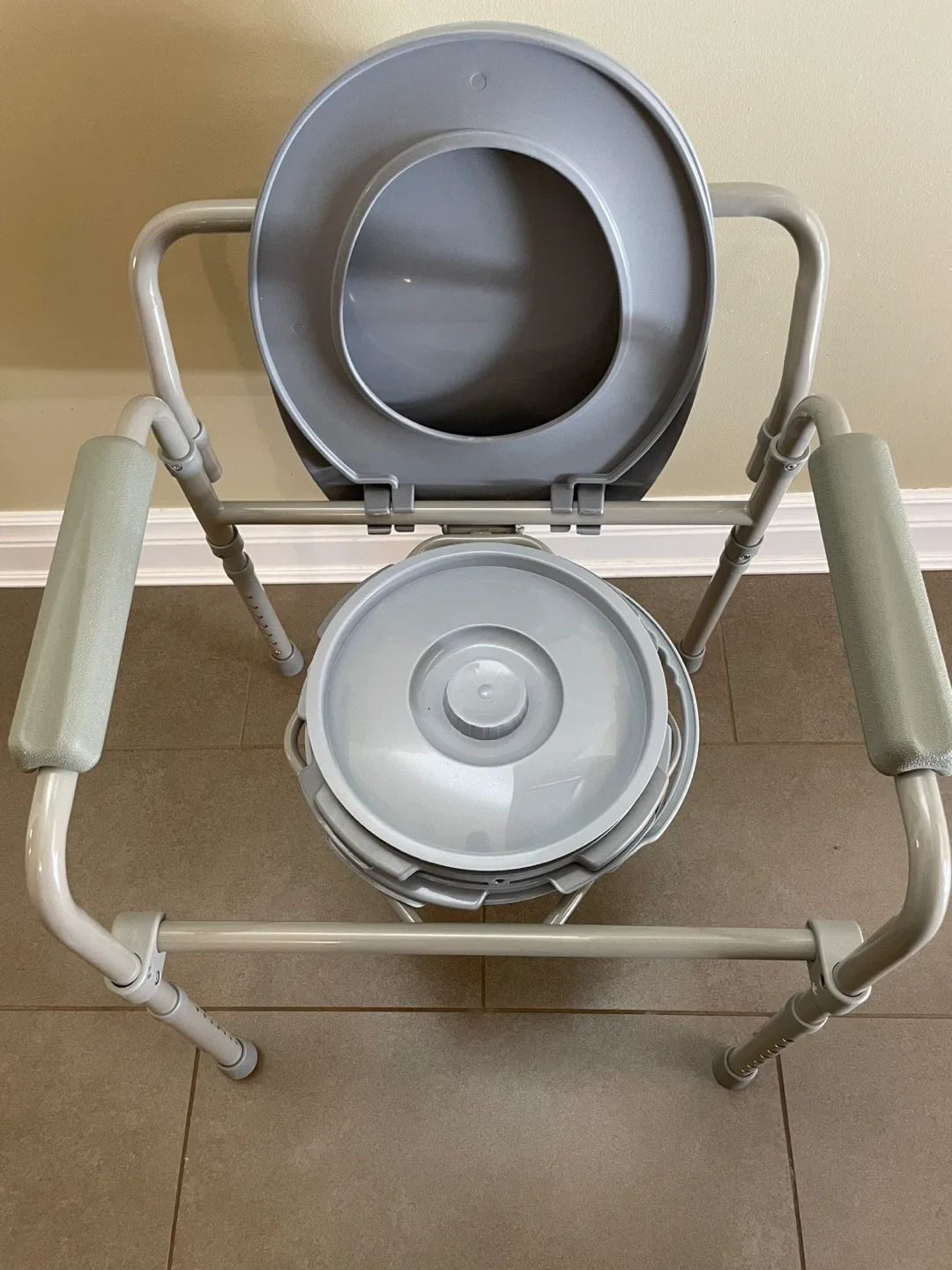 Bedside Commode Chair - Drive Medical image indicator(2)