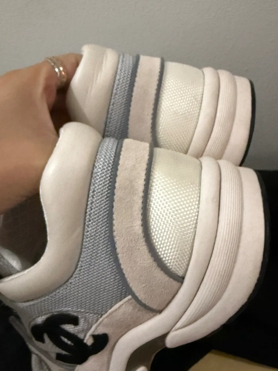 Chanel Sneakers image indicator(6)