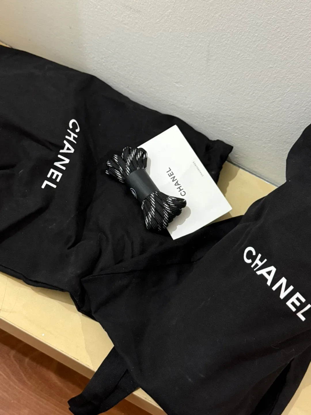 Chanel Sneakers image indicator(9)