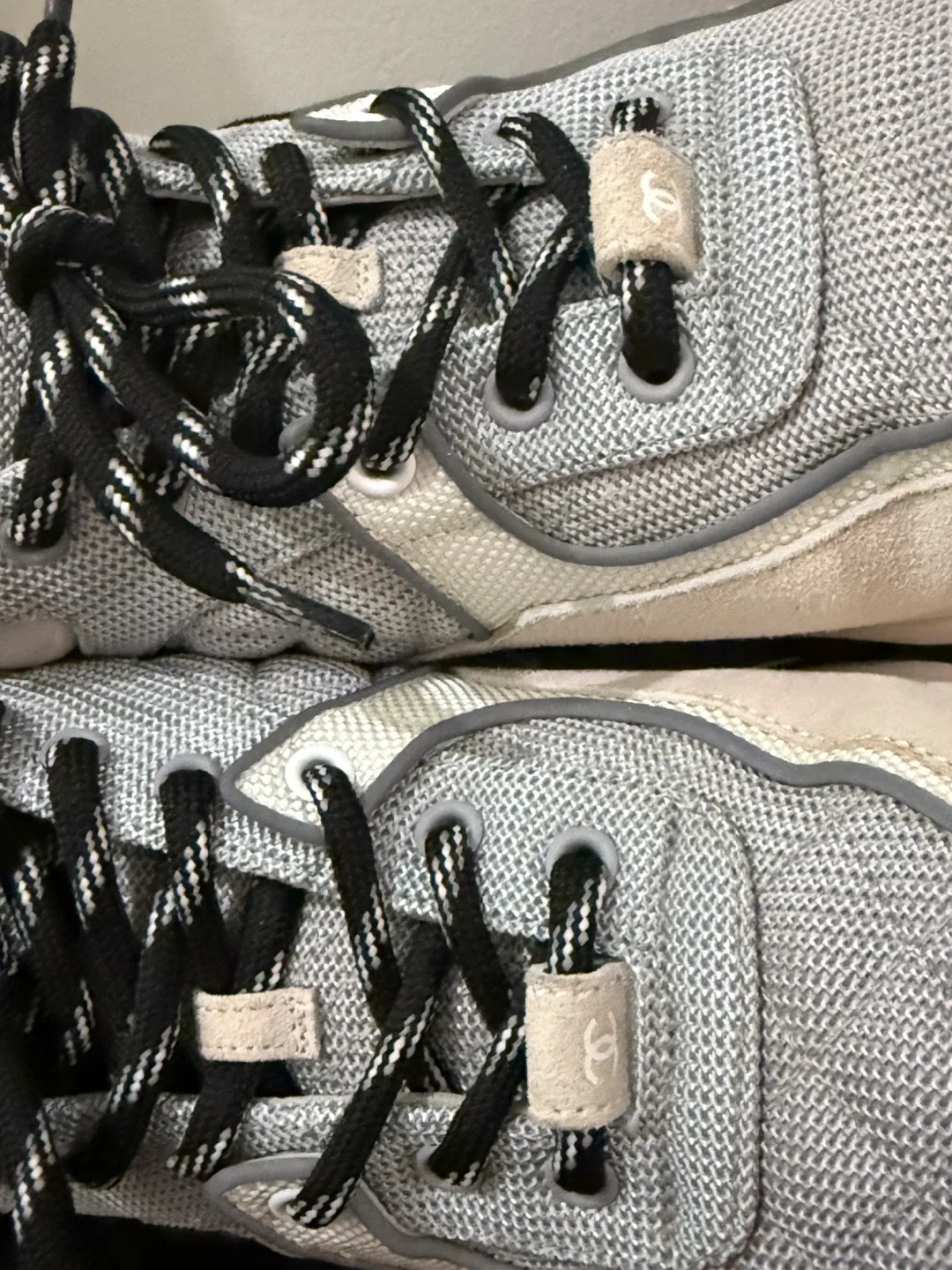 Chanel Sneakers image indicator(8)