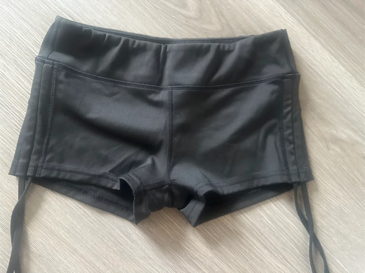 Don't Ache black bootie dance Shorts - Size XS image indicator(3)