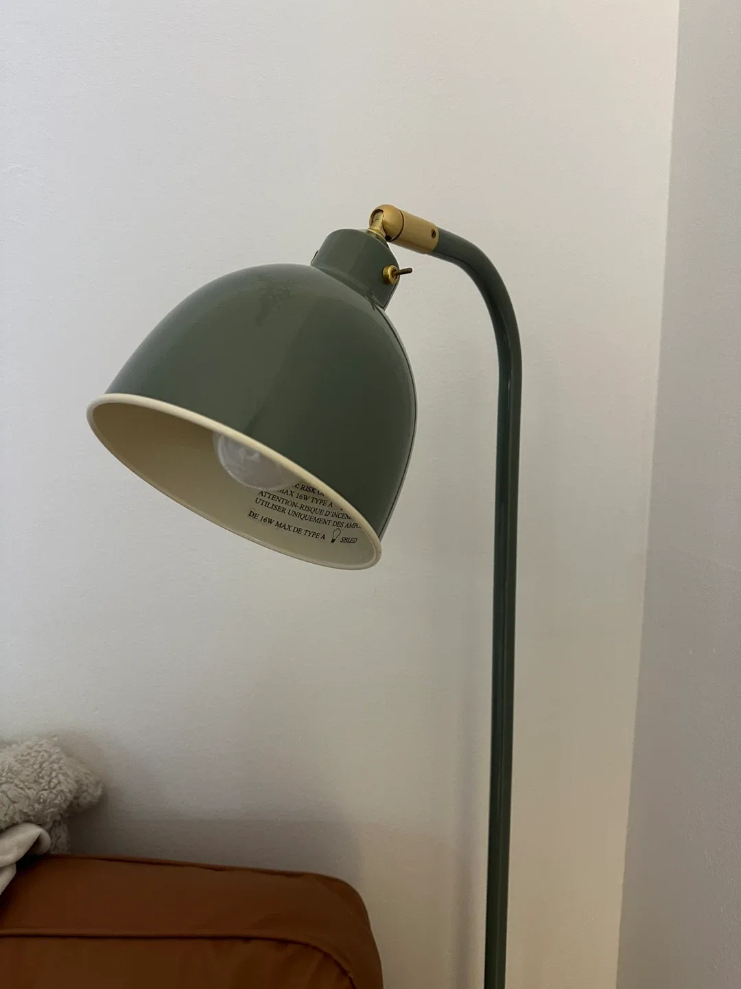 Green Floor Lamp image indicator(2)