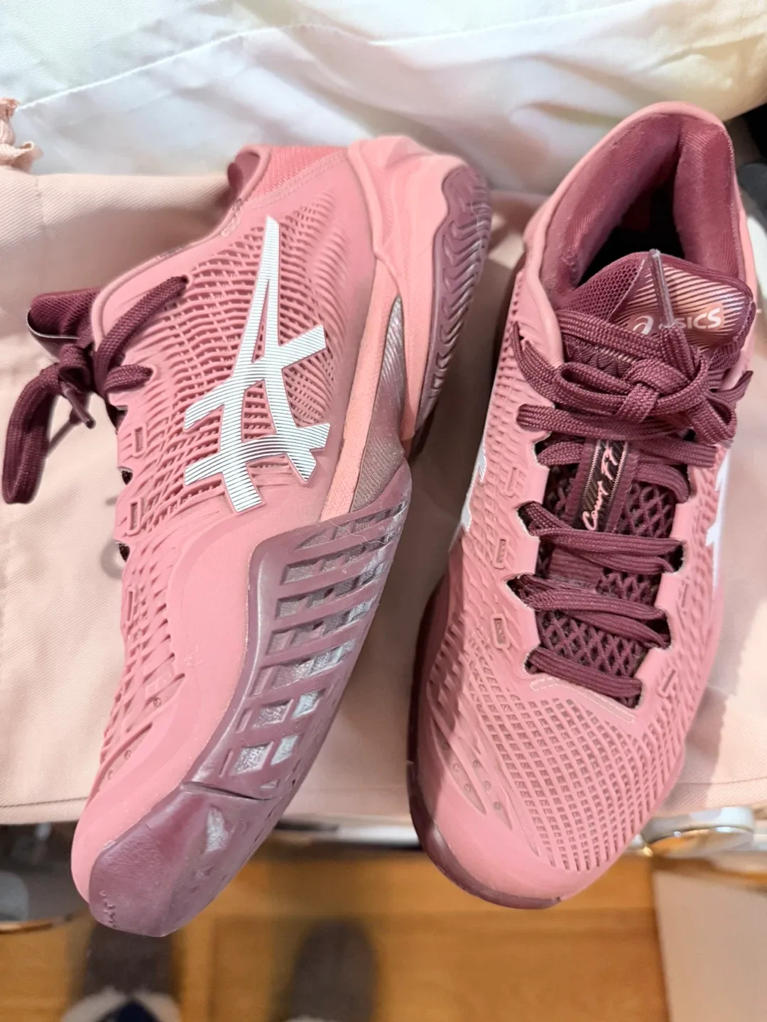 ASICS Court FF Tennis Shoes size 7 image indicator(2)