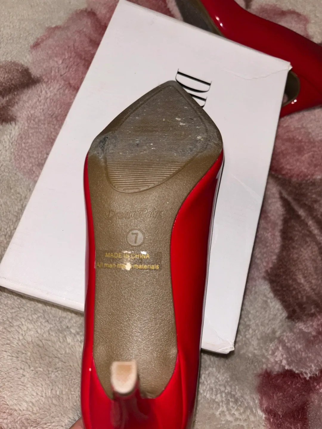 Dream Pairs Red Heels - Size 7 image indicator(3)