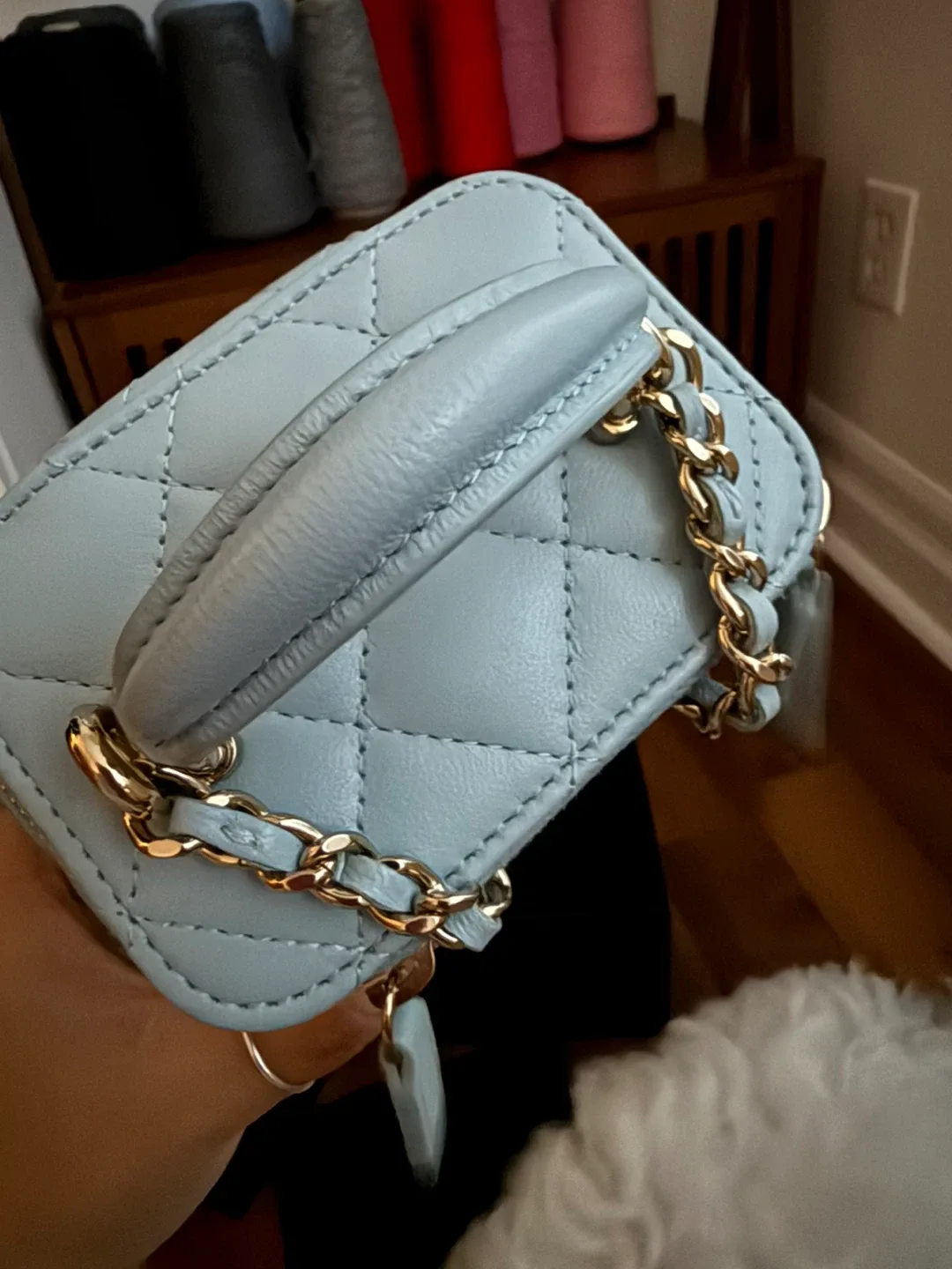 Chanel Vanity Case Light Blue image indicator(8)