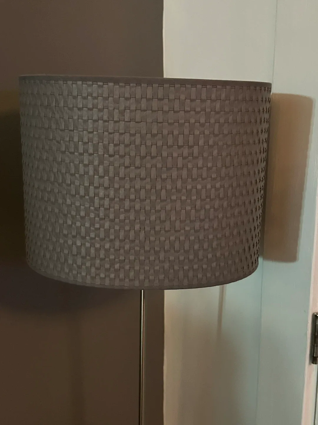 Grey Woven Floor Lamp image indicator(2)
