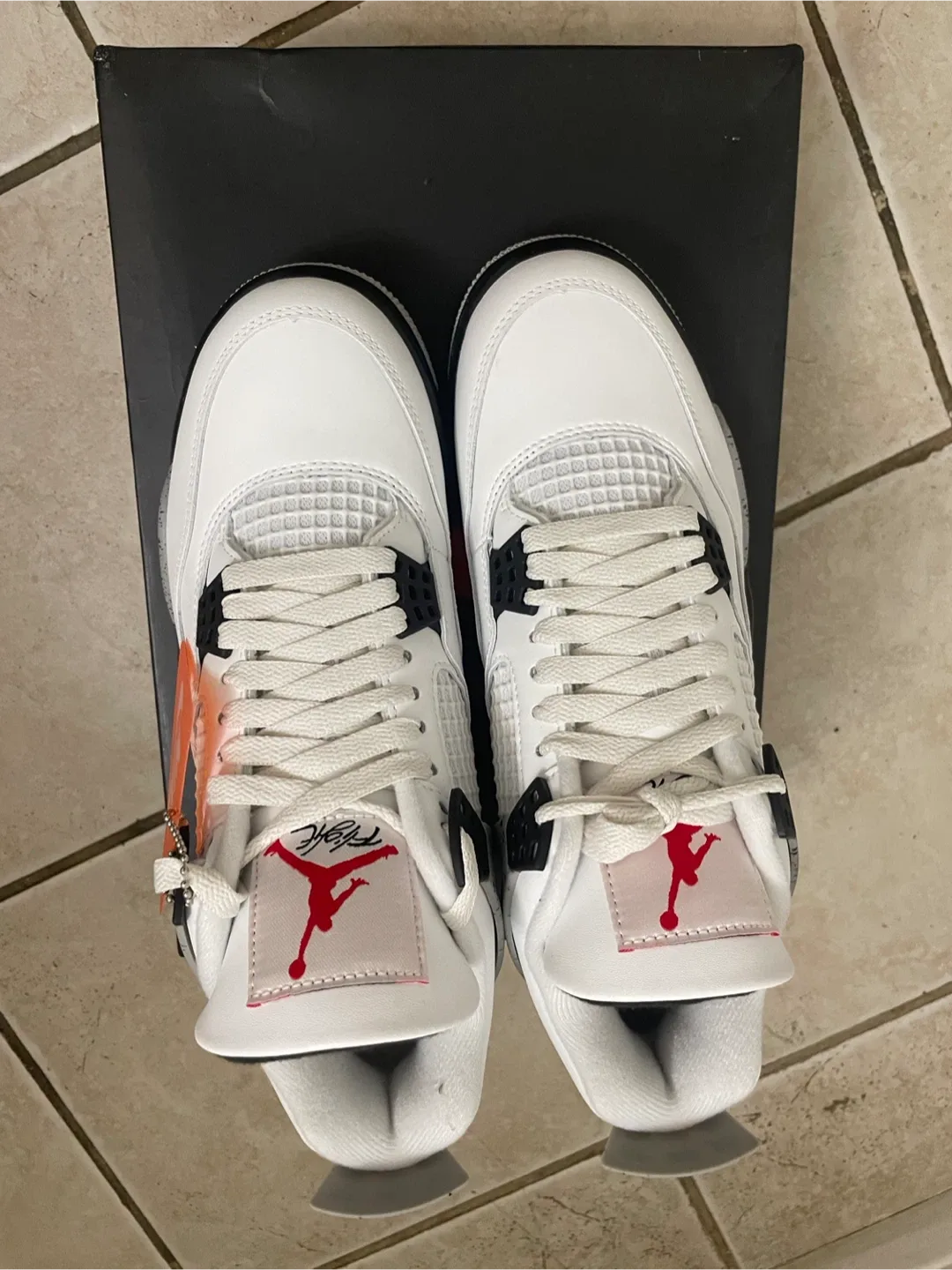 Nike Air Jordan 4 Retro (Size 8.5) image indicator(6)