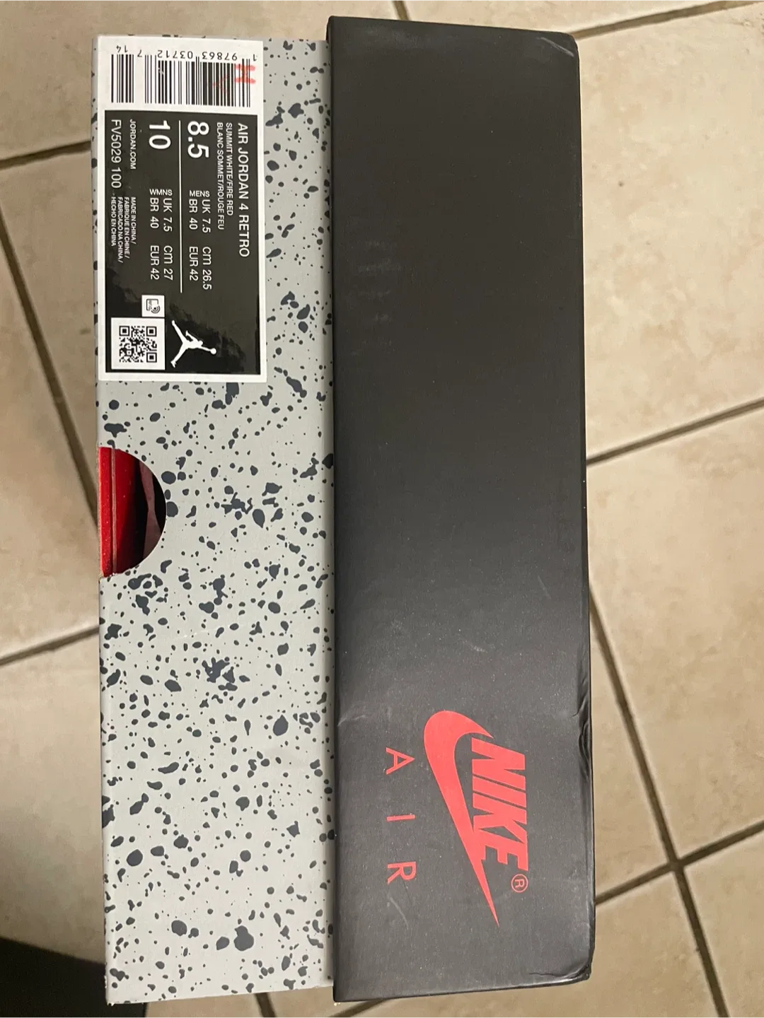 Nike Air Jordan 4 Retro (Size 8.5) image indicator(7)