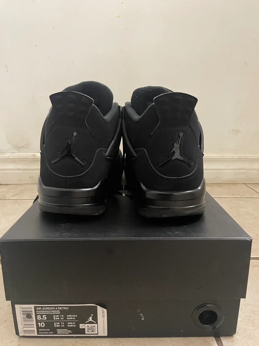 Air Jordan 4 Retro Black Cat - Size 8.5 image indicator(2)