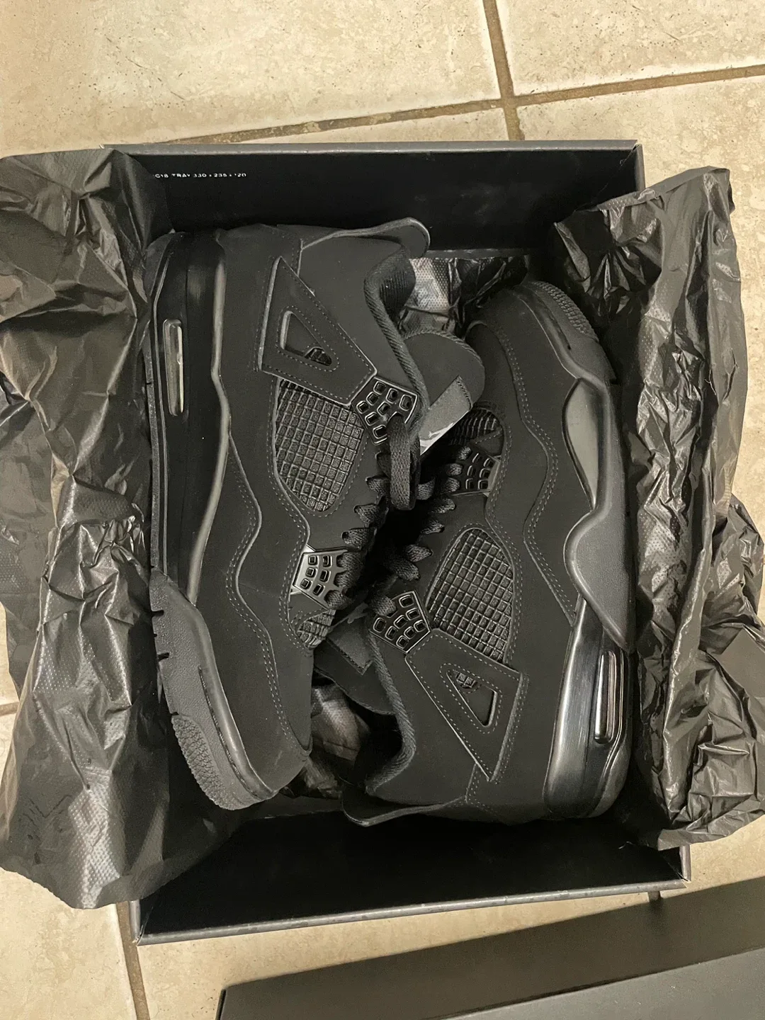 Air Jordan 4 Retro Black Cat - Size 8.5 image indicator(6)